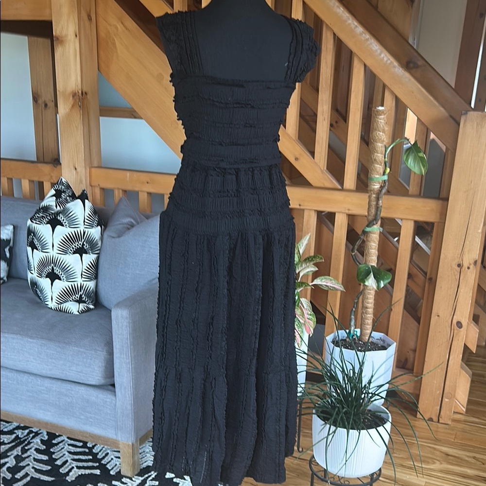 Black Skirt Set - Picture 9 of 12